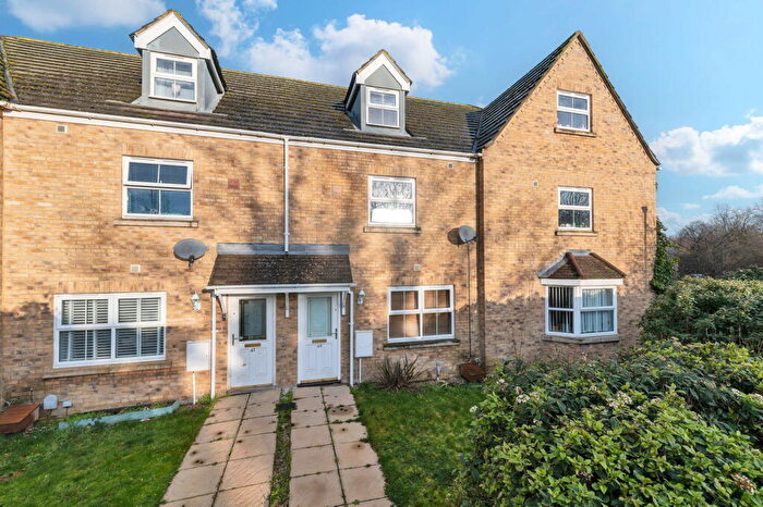 4 Bedroom Semi Detached House For Sale In Kings Ripton Road, Sapley, Huntingdon, PE28