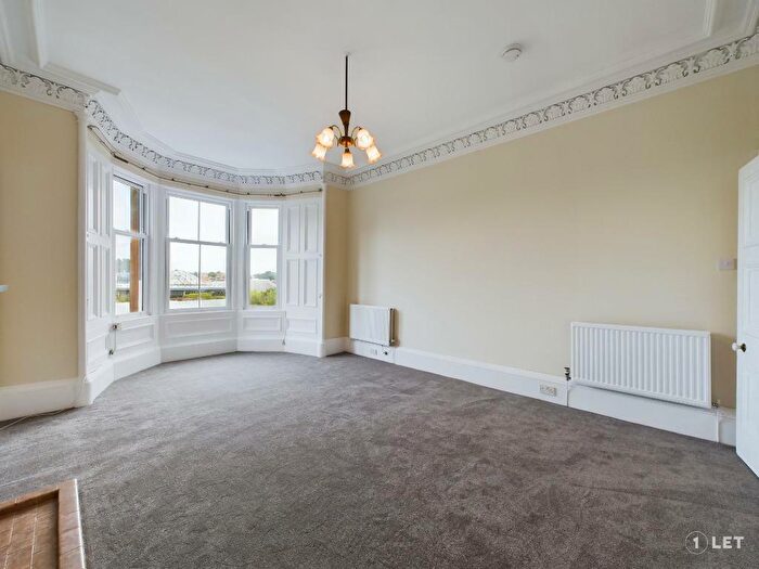 2 Bedroom Flat To Rent In Brandon Terrace, Canonmills, Edinburgh, EH3