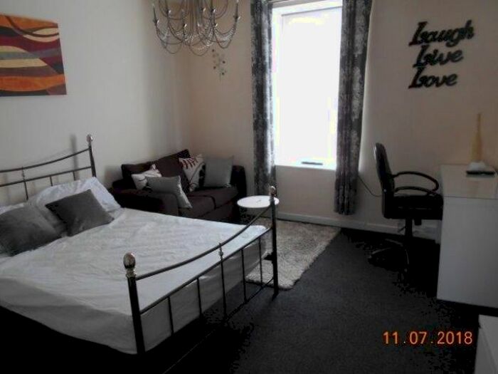 1 Bedroom Flat To Rent In Regent Quay, First Floor Right, Aberdeen, AB11