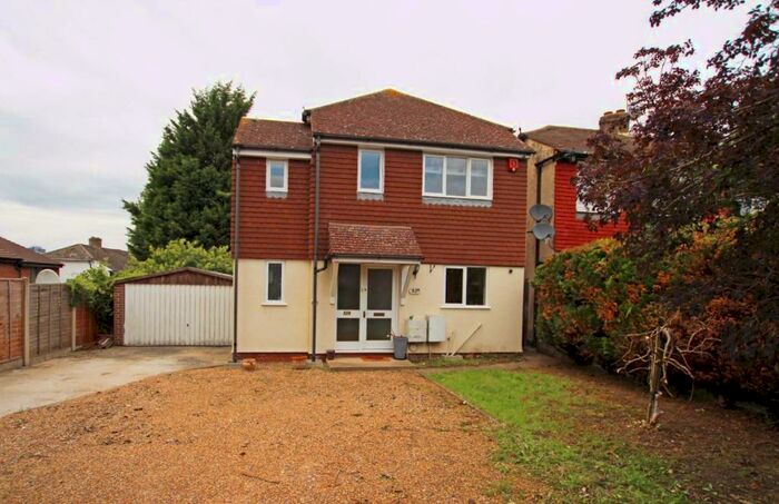 3 Bedroom House To Rent In Alpine Avenue, Surbiton, KT5