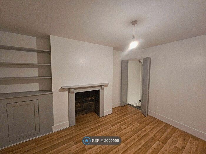 3 Bedroom Terraced House To Rent In Rochdale Road, Tunbridge Wells, TN1