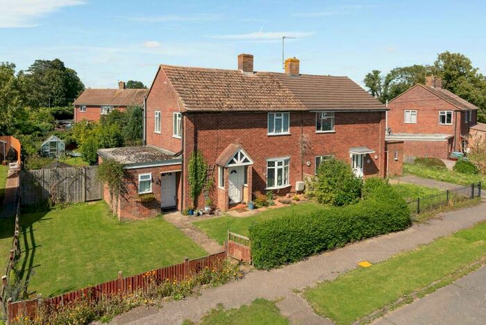 3 Bedroom Semi-Detached House For Sale In Dove Street, Stewkley, LU7