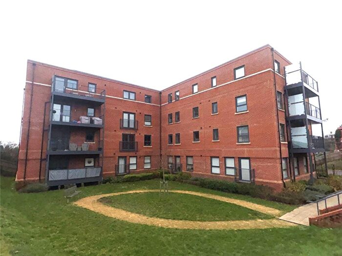 1 Bedroom Apartment To Rent In Bridge Road East, Welwyn Garden City, Hertfordshire, AL7