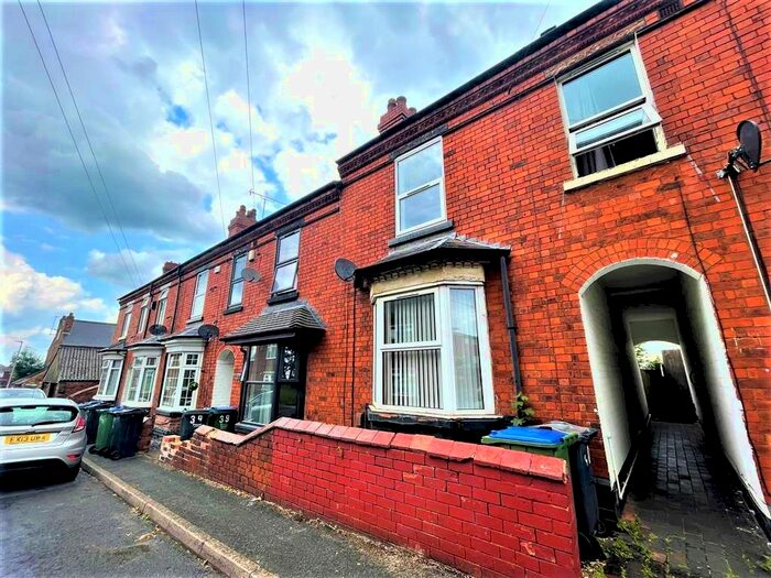 3 Bedroom Property To Rent In Windmill Street, Wednesbury, WS10