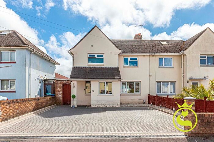 4 Bedroom Semi Detached House For Sale In Kimmeridge Avenue, Poole, BH12
