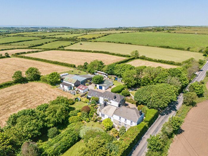 5 Bedroom Farm For Sale In Crelly, Trenear, Helston, TR13