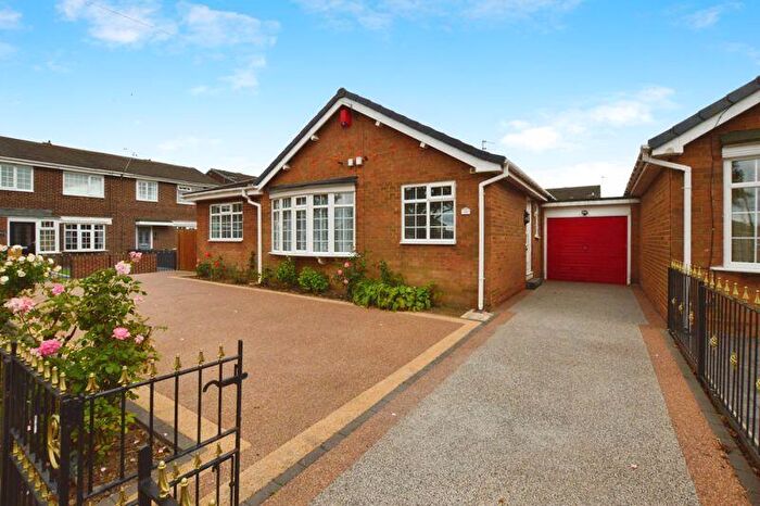 3 Bedroom Bungalow For Sale In Chester Grove, Blyth, NE24