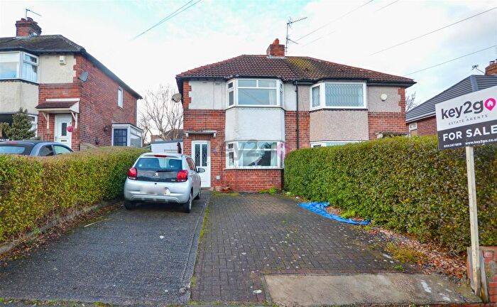 2 Bedroom Semi-Detached House For Sale In Hopefield Avenue, Sheffield, S12