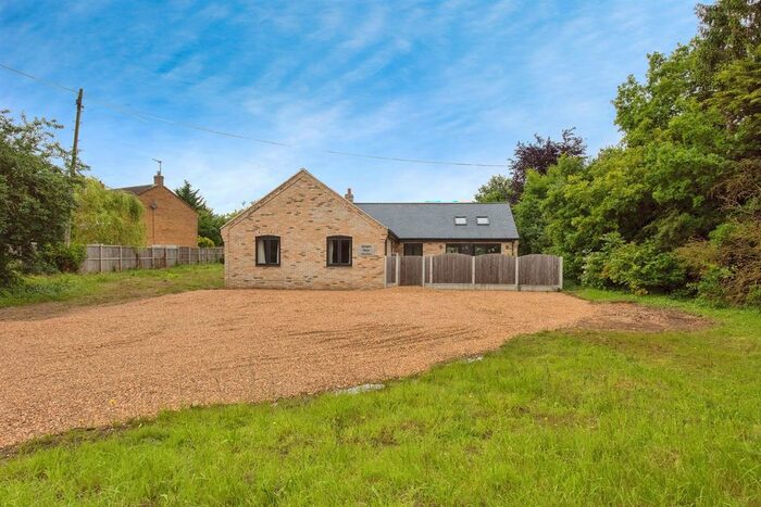 4 Bedroom Detached Bungalow For Sale In Main Road, Brookville, Thetford, IP26