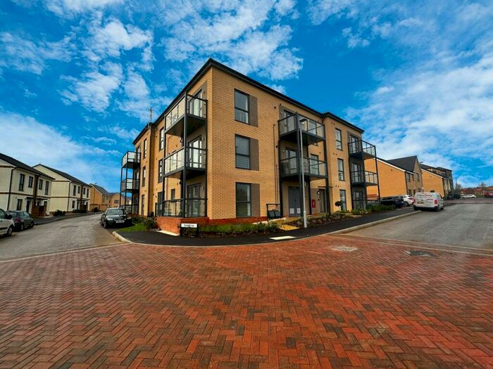 2 Bedroom Apartment To Rent In Potter Lane, Tattenhoe Park, Milton Keynes, MK4