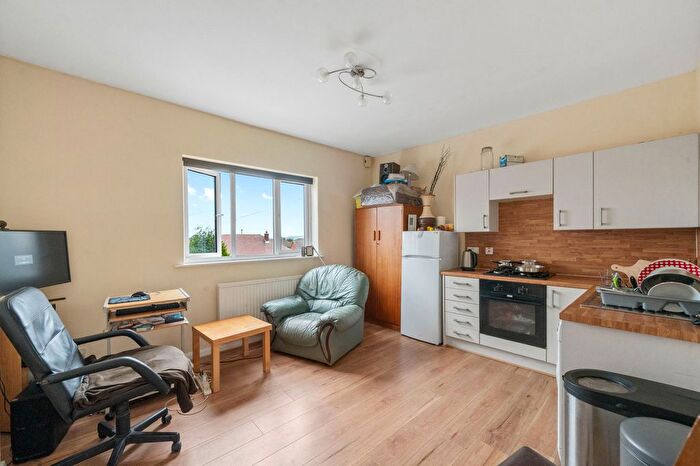 2 Bedroom Flat For Sale In Downall Green Road, Ashton-In-Makerfield, WN4
