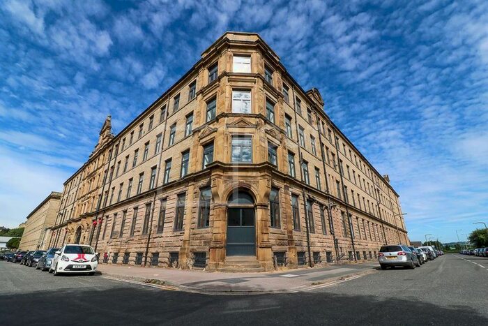 2 Bedroom Flat To Rent In Conditioning House, Bradford BD1