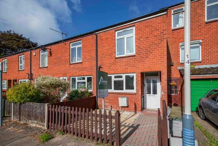 2 Bedroom Terraced House To Rent In Manor Waye, Uxbridge, UB8