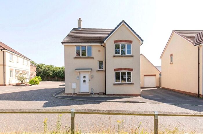 4 Bedroom Detached House For Sale In Medlar Close, Bristol, BS10