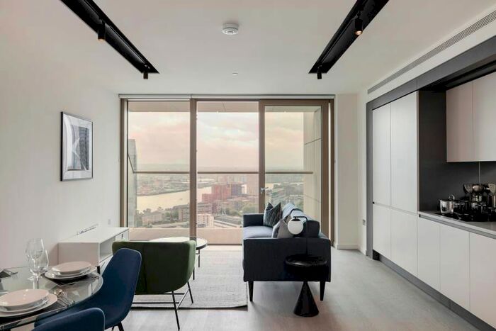 1 Bedroom Flat For Sale In One Park Drive, London, E14