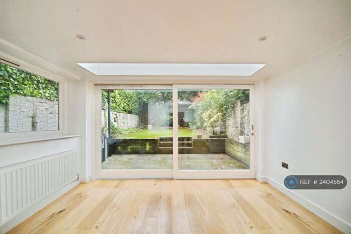 2 Bedroom Flat To Rent In Agar Grove, London, NW1