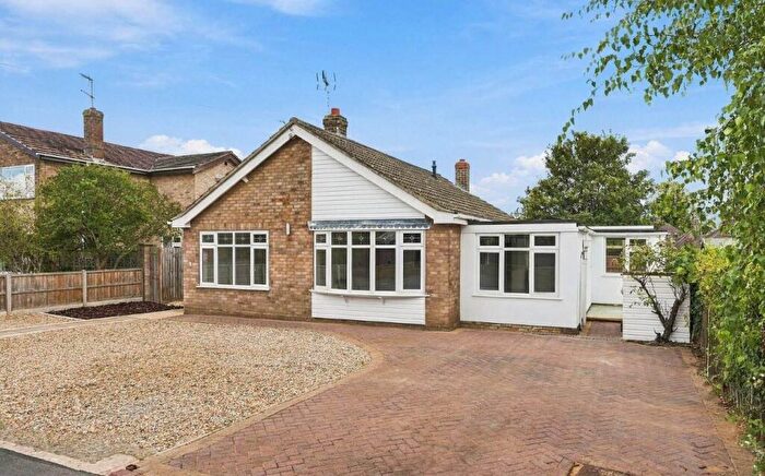 3 Bedroom Detached Bungalow For Sale In Cambridge Road, Stamford, PE9