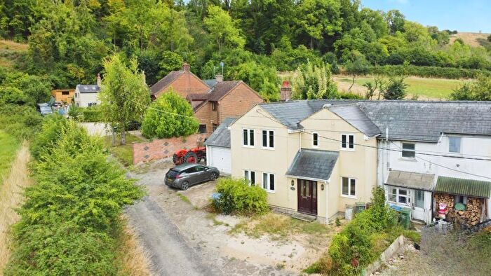 3 Bedroom Semi Detached House For Sale In Horns Lane, Broad Town, SN4