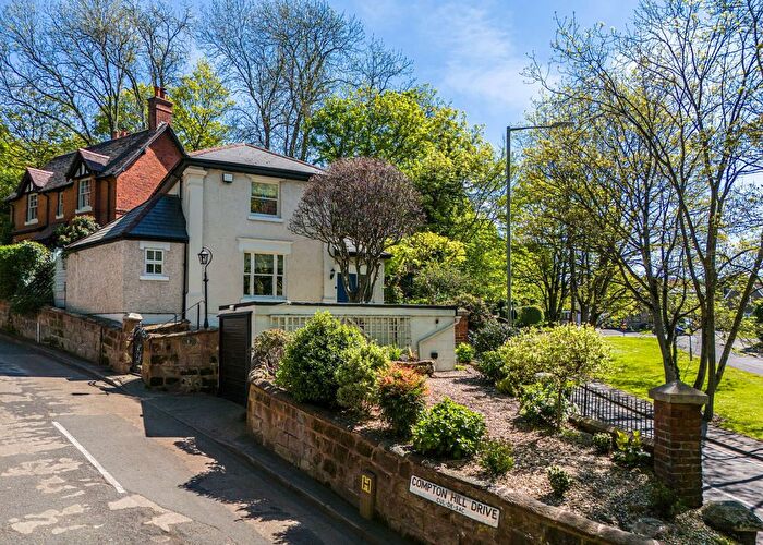 3 Bedroom Detached House For Sale In Compton Hill Drive, Compton, Wolverhampton, WV3