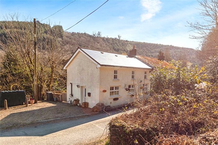 2 Bedroom Semi-Detached House For Sale In Cwmduad, Carmarthen, Carmarthenshire, SA33