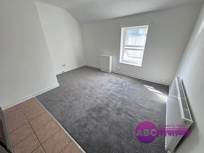 1 Bedroom Flat To Rent In Balls Road, Prenton, Wirral, CH43