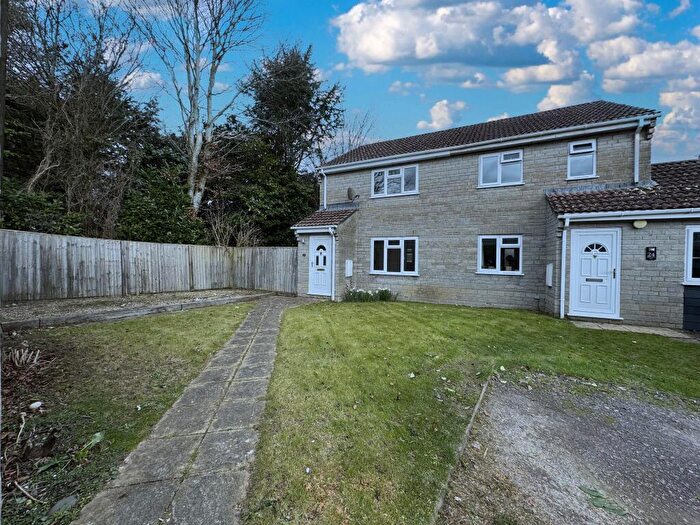 3 Bedroom Semi-Detached House For Sale In Springfield Park, Tisbury, SP3