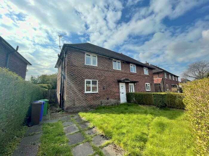 3 Bedroom Semi-Detached House To Rent In Craigmore Avenue, Didsbury, M20