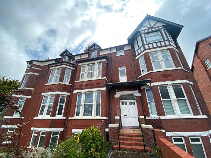 2 Bedroom Flat To Rent In Lathom Road, Southport., PR9