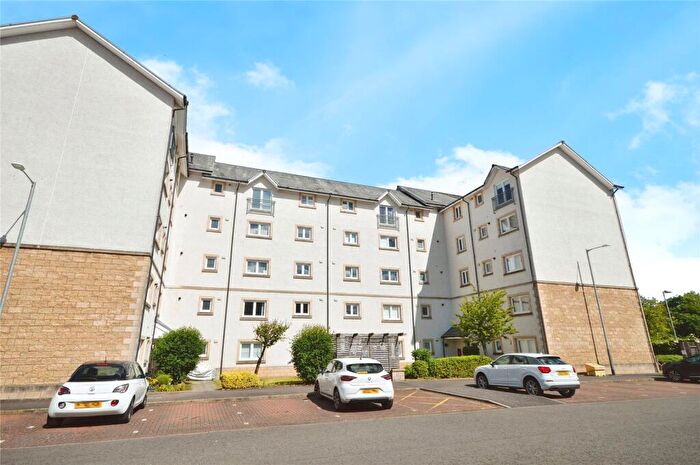 2 Bedroom Flat To Rent In Old Harbour Square, Stirling, FK8