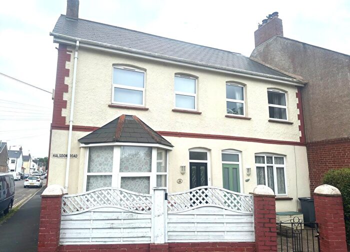 3 Bedroom End Of Terrace House For Sale In Halsdon Road, Exmouth, EX8