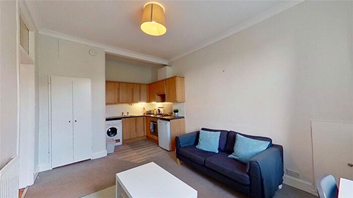 1 Bedroom Flat To Rent In Broughton Road, Broughton, Edinburgh, EH7