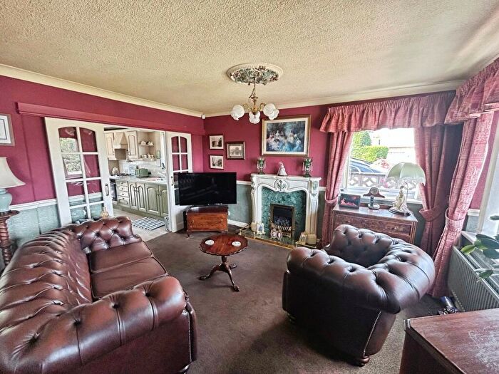 2 Bedroom Bungalow For Sale In Benton Way, Rotherham, South Yorkshire, S61