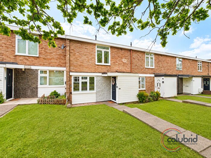 2 Bedroom Terraced House For Sale In Falstones, Basildon, SS15