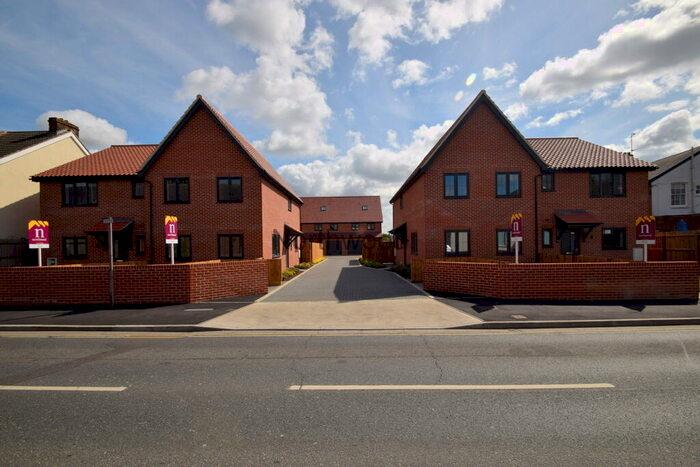 3 Bedroom Semi-Detached House To Rent In Railway Mews, Ipswich, IP4