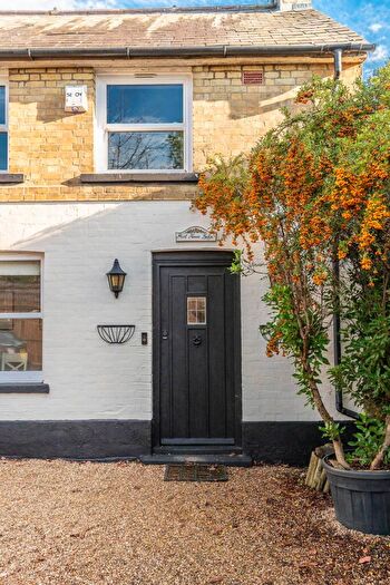 3 Bedroom Detached House For Sale In West End Lane, Pinner, HA5