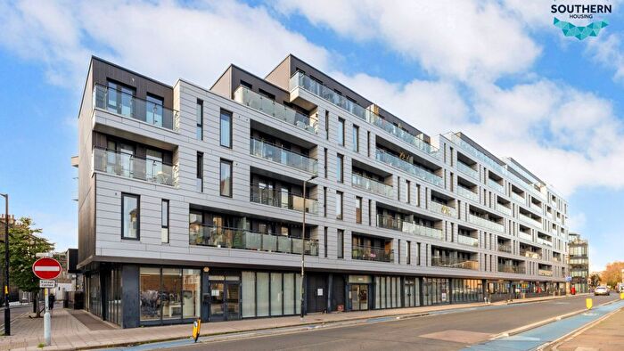 1 Bedroom Flat For Sale In Southwark Bridge Road, Borough, London, SE1