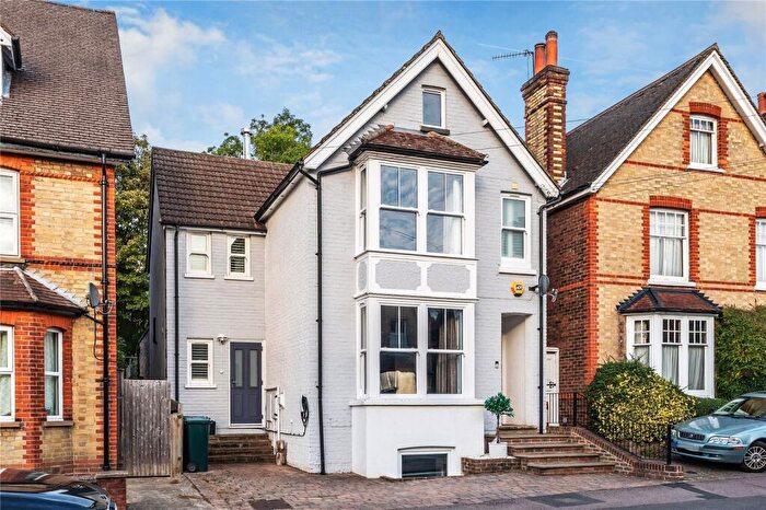 4 Bedroom Detached House For Sale In Deerings Road, Reigate, RH2