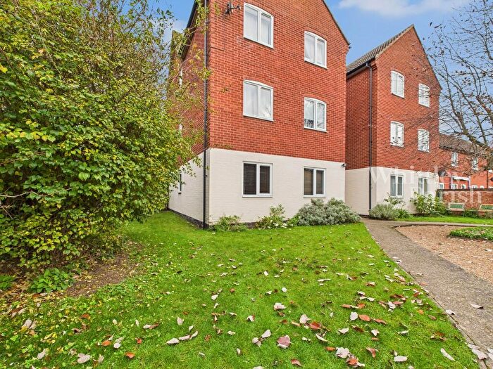 2 Bedroom Flat To Rent In Victoria Road, Diss, IP22