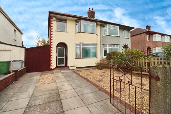 3 Bedroom Semi Detached House For Sale In Corona Road, Port Sunlight, CH62