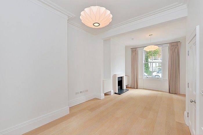 3 Bedroom Terraced House To Rent In Oakley Gardens, London, SW3