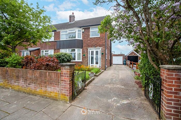 3 Bedroom Semi-Detached House For Sale In St Wilfrids Road, Bessacarr, Doncaster, DN4