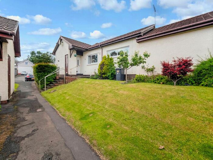 3 Bedroom Bungalow For Sale In Castlehill Cresent, Kilmacolm, PA13