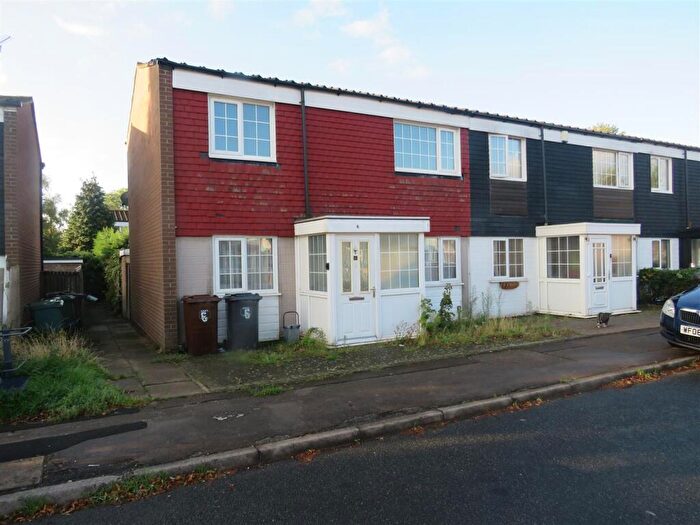 3 Bedroom End Of Terrace House For Sale In Sheepclose Drive, Chelmsley Wood, Birmingham, B37