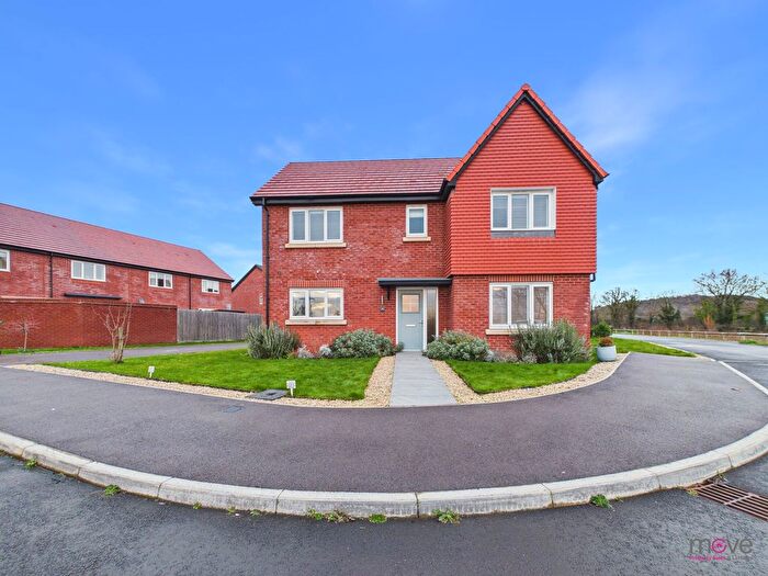 4 Bedroom Property To Rent In Weaver Drive, Gloucester, GL3