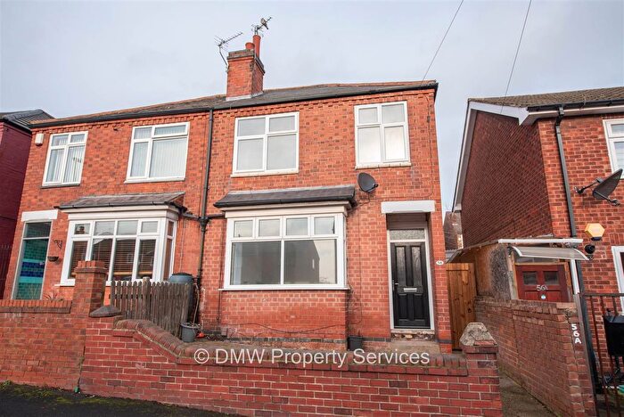 3 Bedroom Semi-Detached House To Rent In Thorneywood Rise, Thorneywood, Nottingham, NG3