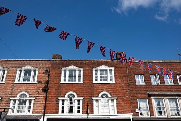 1 Bedroom Flat To Rent In Northbrook St, Newbury, RG14