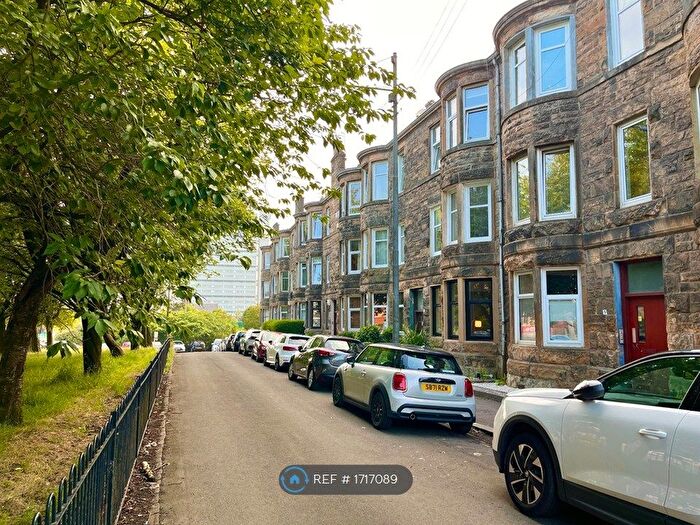 2 Bedroom Flat To Rent In Temple Gardens, Glasgow, G13
