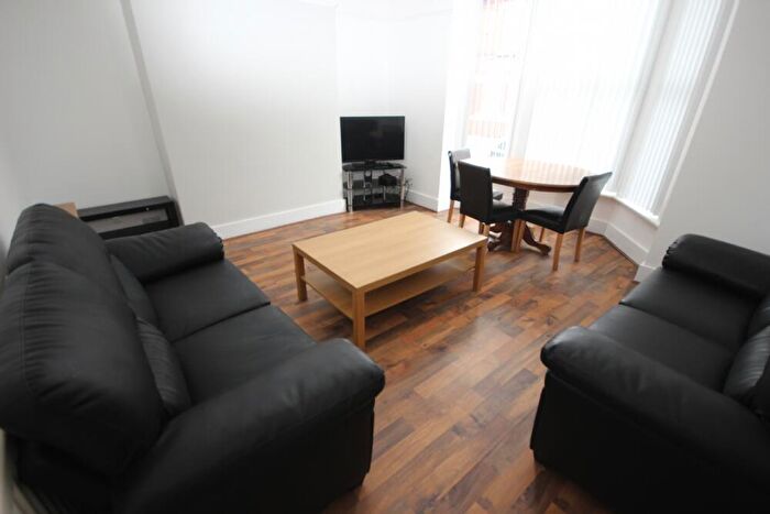 4 Bedroom Terraced House To Rent In Russell Road, L18