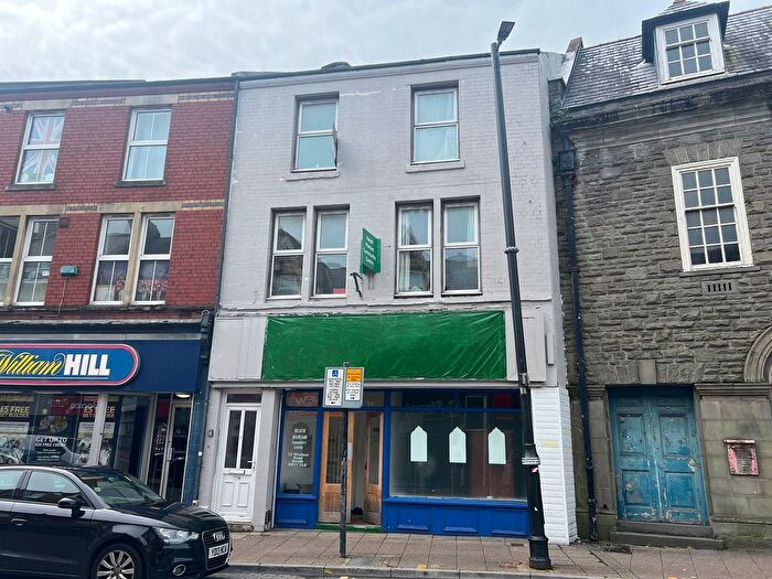 1 Bedroom Flat For Sale In Windsor Road, Neath, Neath Port Talbot., SA11