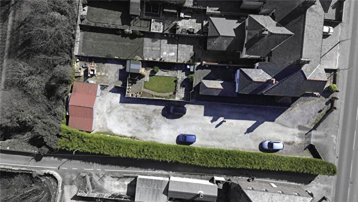 3 Bedroom End Of Terrace House For Sale In Chester Road, Oakenholt, Flint, Flintshire, CH6